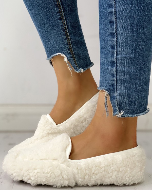 fluffy shoes trend