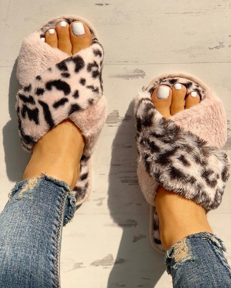 Fluffy Leopard Crisscross Peep Toe Slippers