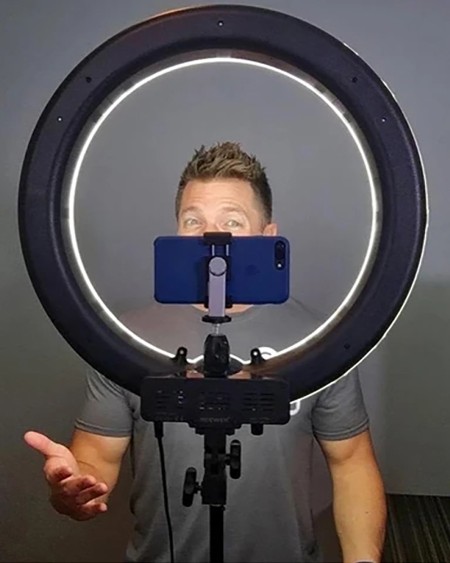 Massif LED Light Kit with Phone Holder