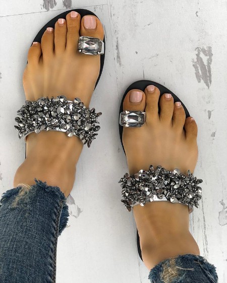 floral embellished toe ring casual sandals