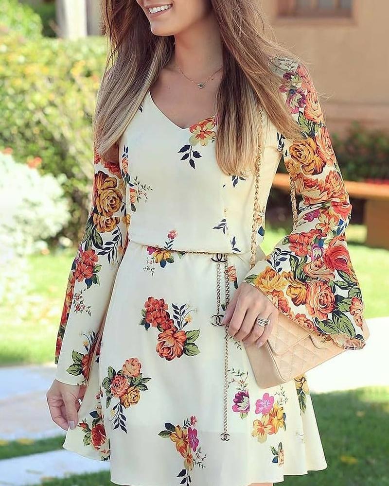 

Flared Sleeve V-Neck Floral Print Dress, Beige
