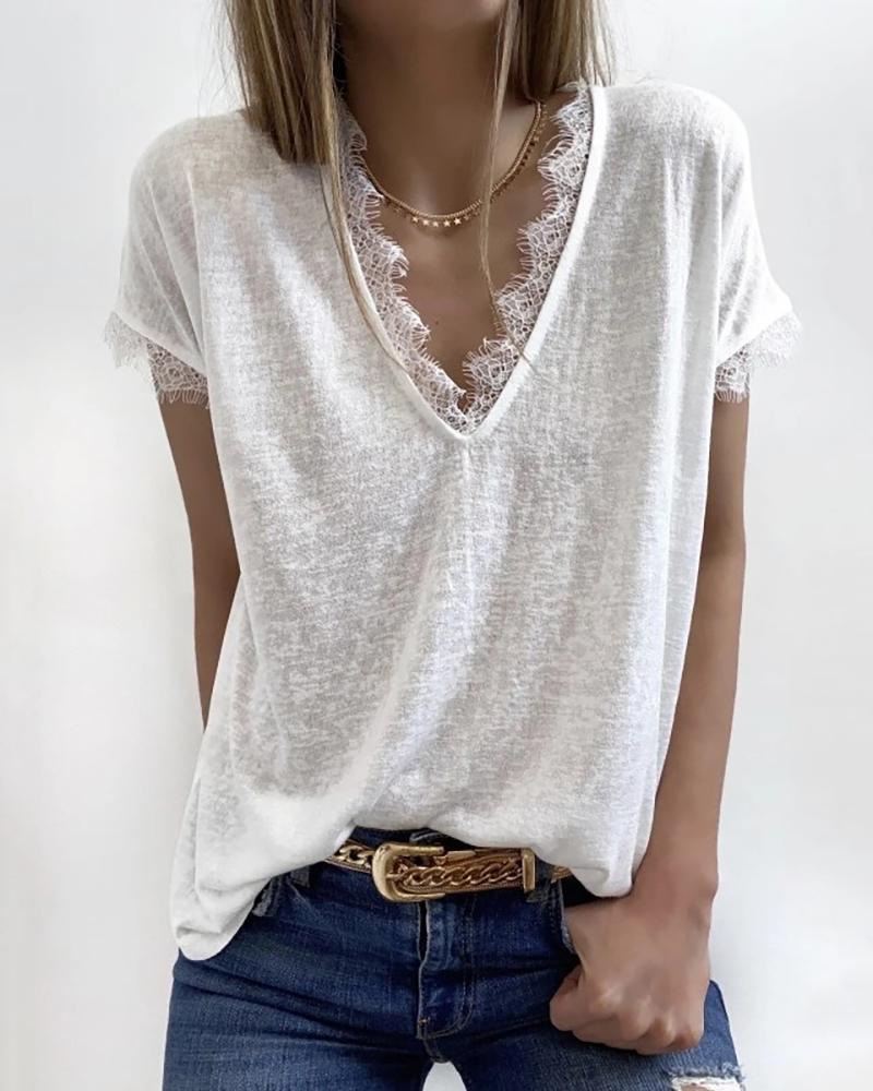 

Eyelash Lace Trim V-neck Casual T-shirt, White