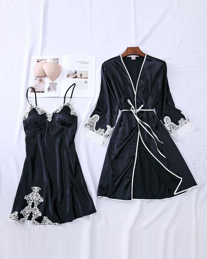 

Contrast Lace Trim Robe & Camisole Set, Black