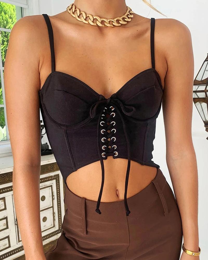 

Plain Sweetheart Neck Spaghetti Strap Eyelet Lace Up Design Cami, Black