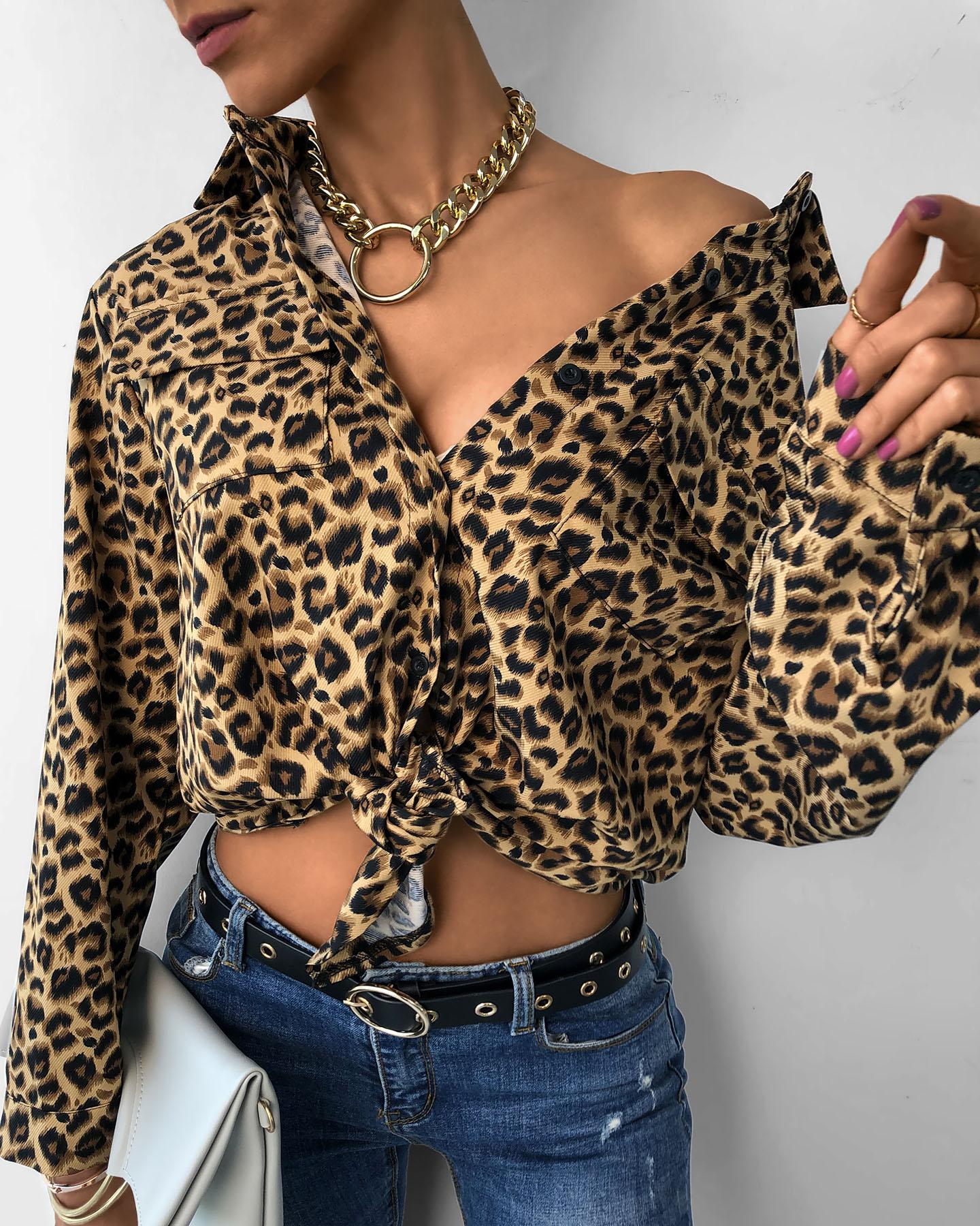 

Cheetah Print Knotted Long Sleeve Women Top, Leopard