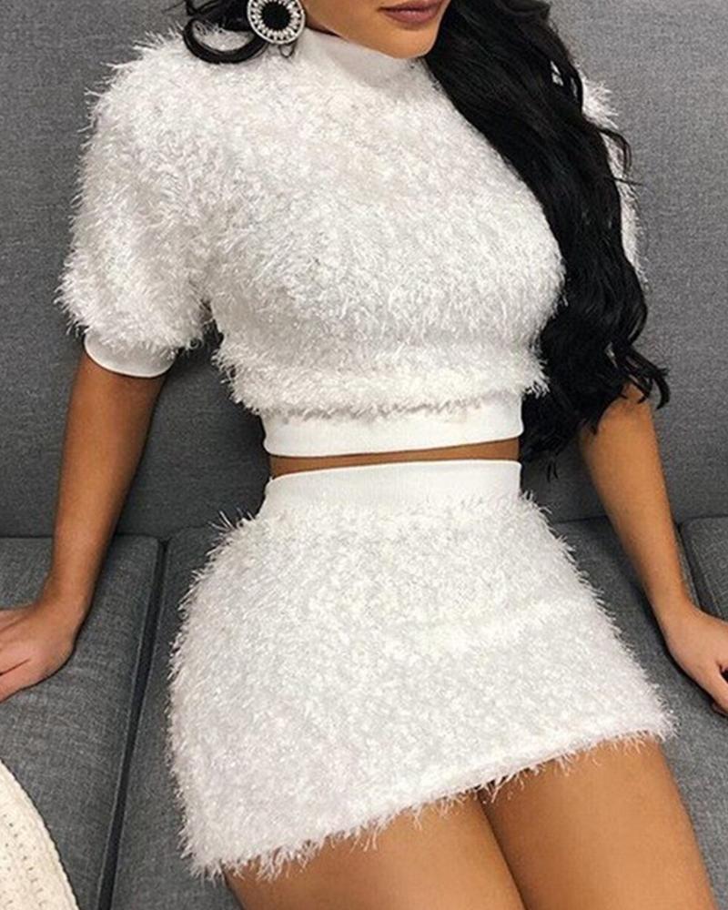 

Short Sleeve Fluffy Cropped Top Skirt Sets, White