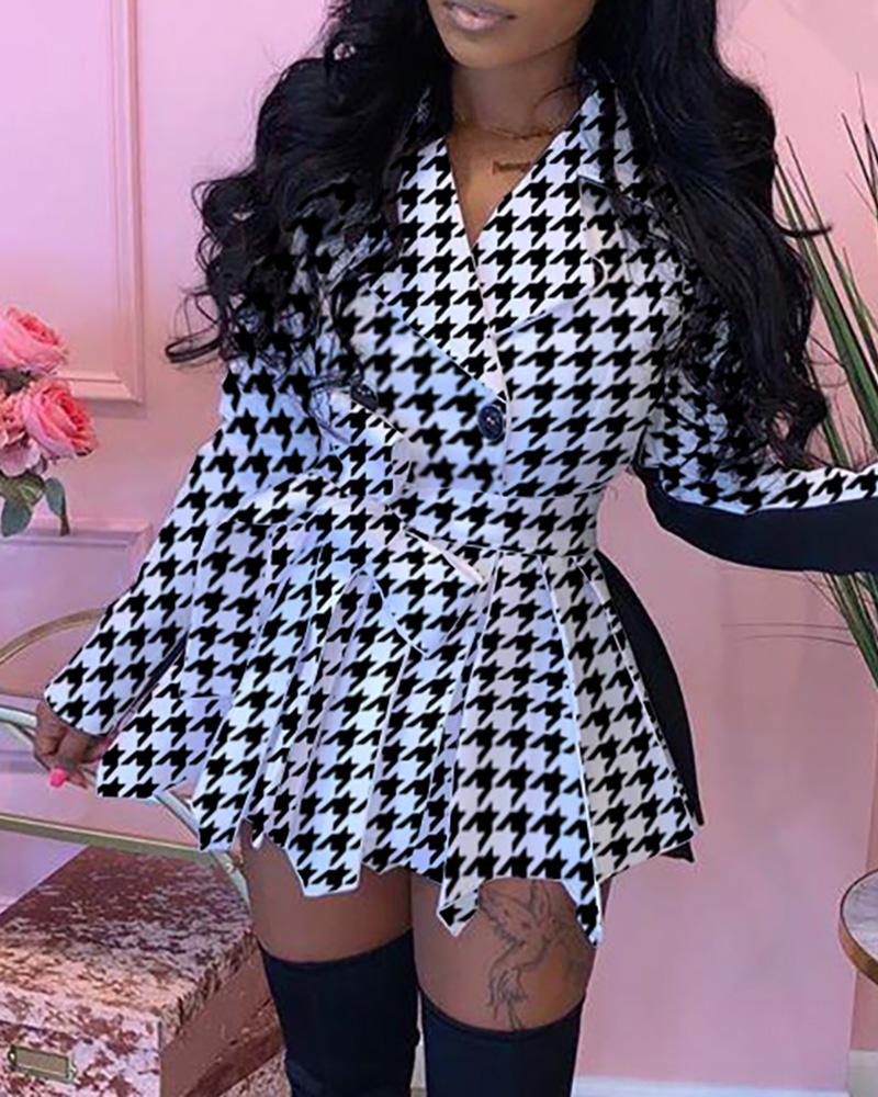 

Colorblock Button Design Ruffles Hem Blazer Dress, White