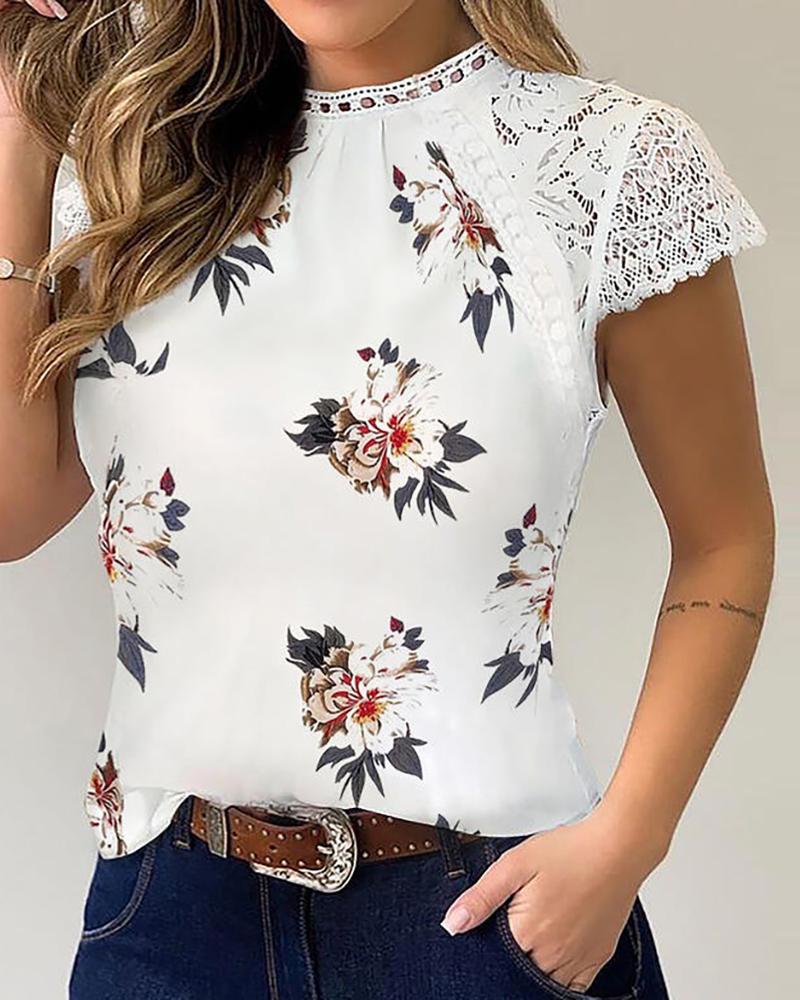 

Blooming Floral Print Crochet Lace Detail Women Blouse, White