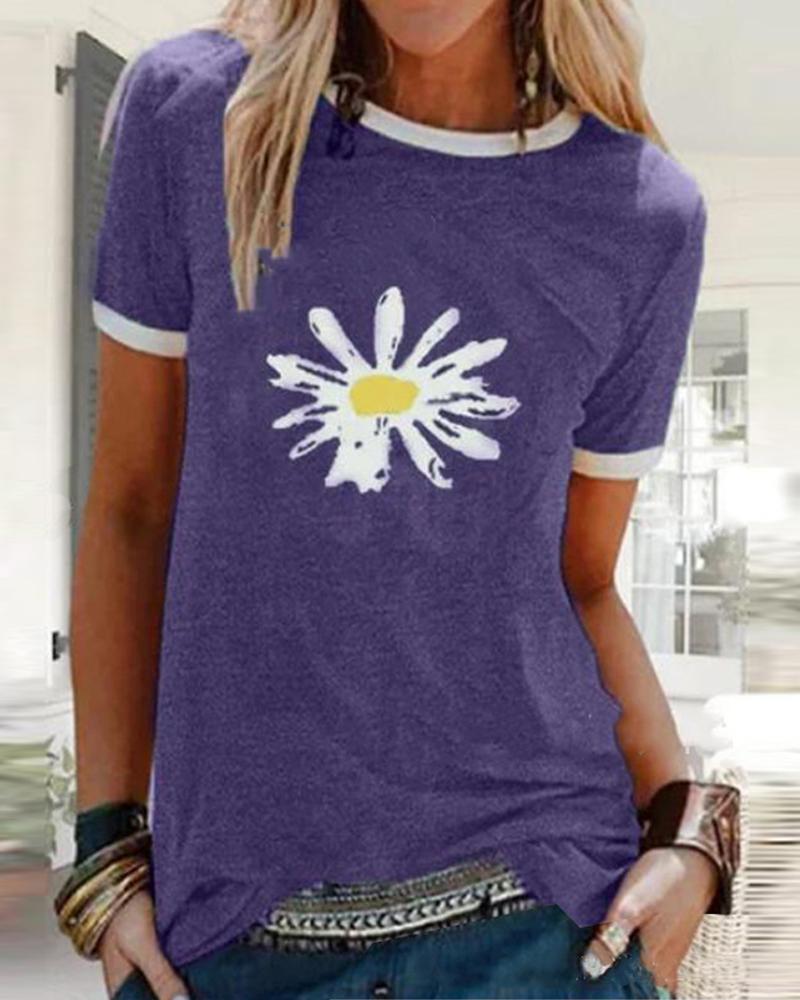 

Diasy Print Contrast Trim T-Shirt, Purple