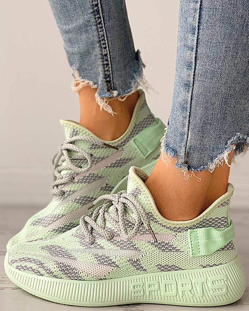 

Colorblock Lace-up Breathable Casual Sneaker, Green