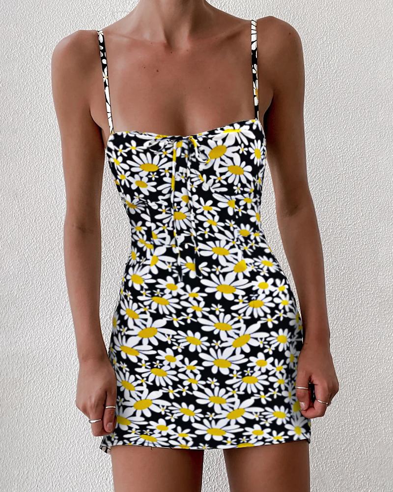 

Daisy Pattern Print Spaghetti Strap Tied Detail Dress, Black