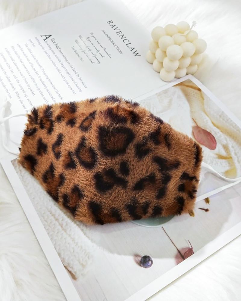 

Cheetah / Tiger / Zebra Stripe Print Fluffy Breathable Face Mask, Leopard