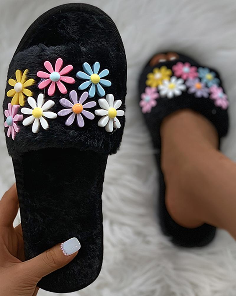 

Daisy Pattern Fluffy Slippers, Black