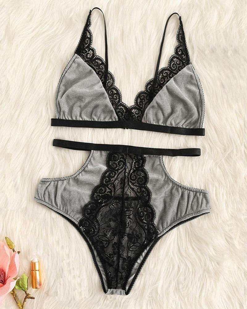 

Lace Hem Velvet Bra Sets, Gray