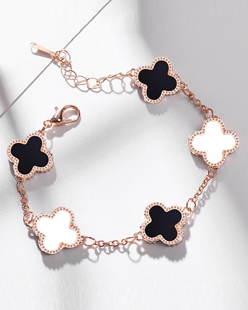 

St.Patrick's Day Four-Leaf Clover Pattern Chain Strap Bracelet, White