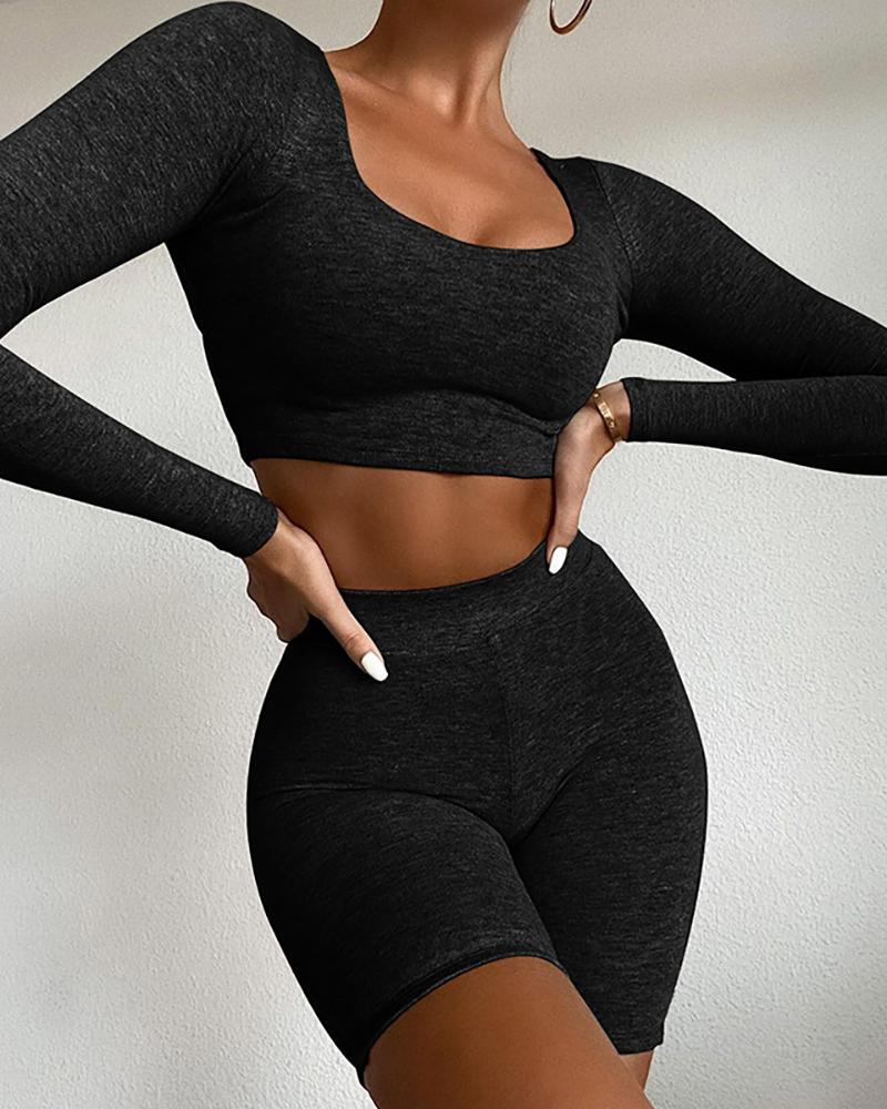 

U Neck Plain Long Sleeve Sporty Crop Top & Shorts Set, Black