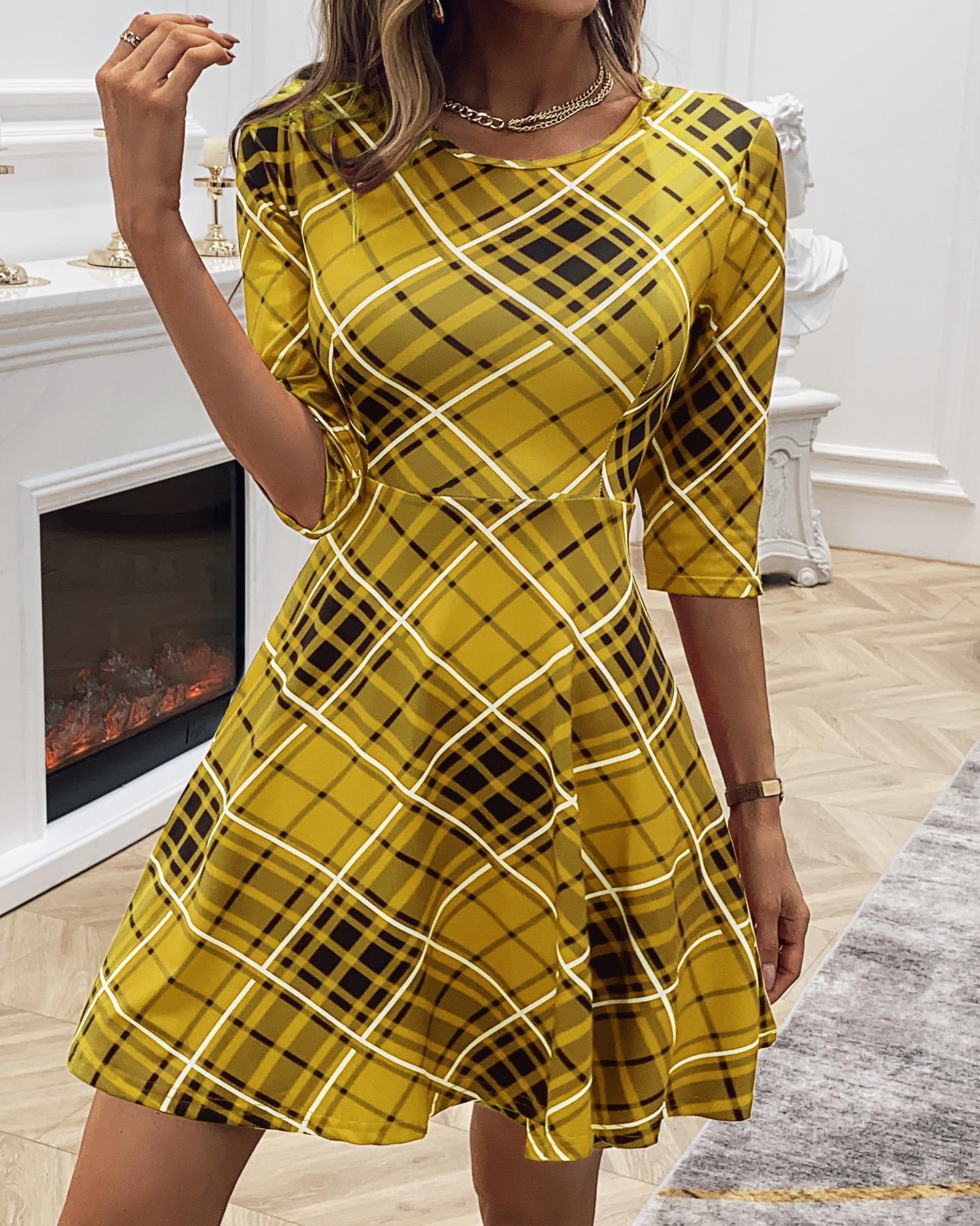 

Half Sleeve Plaid Casual Flared Dress, Yellow