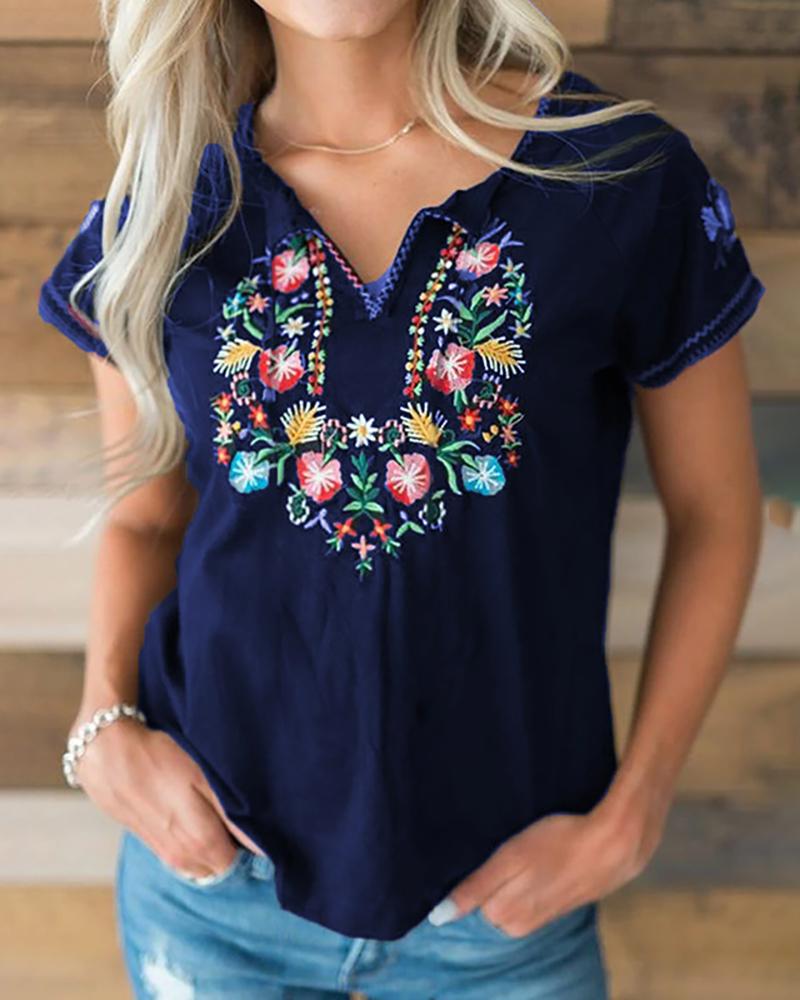 

Short Sleeve Embroidery Casual T-shirt, Dark blue