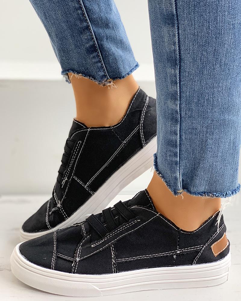 

Cheetah Solid Lace-Up Casual Sneakers, Black