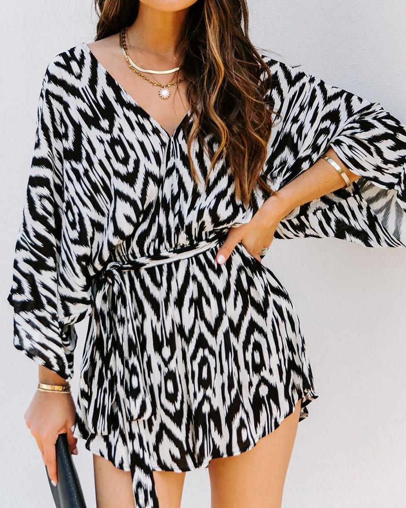 

Zebra Stripe Print Long Sleeve Romper With Belt, Black