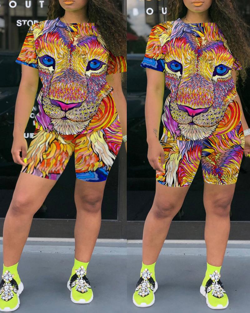 

Lion / Tiger / Dog Print Colorblock Top & Shorts Set, Orange