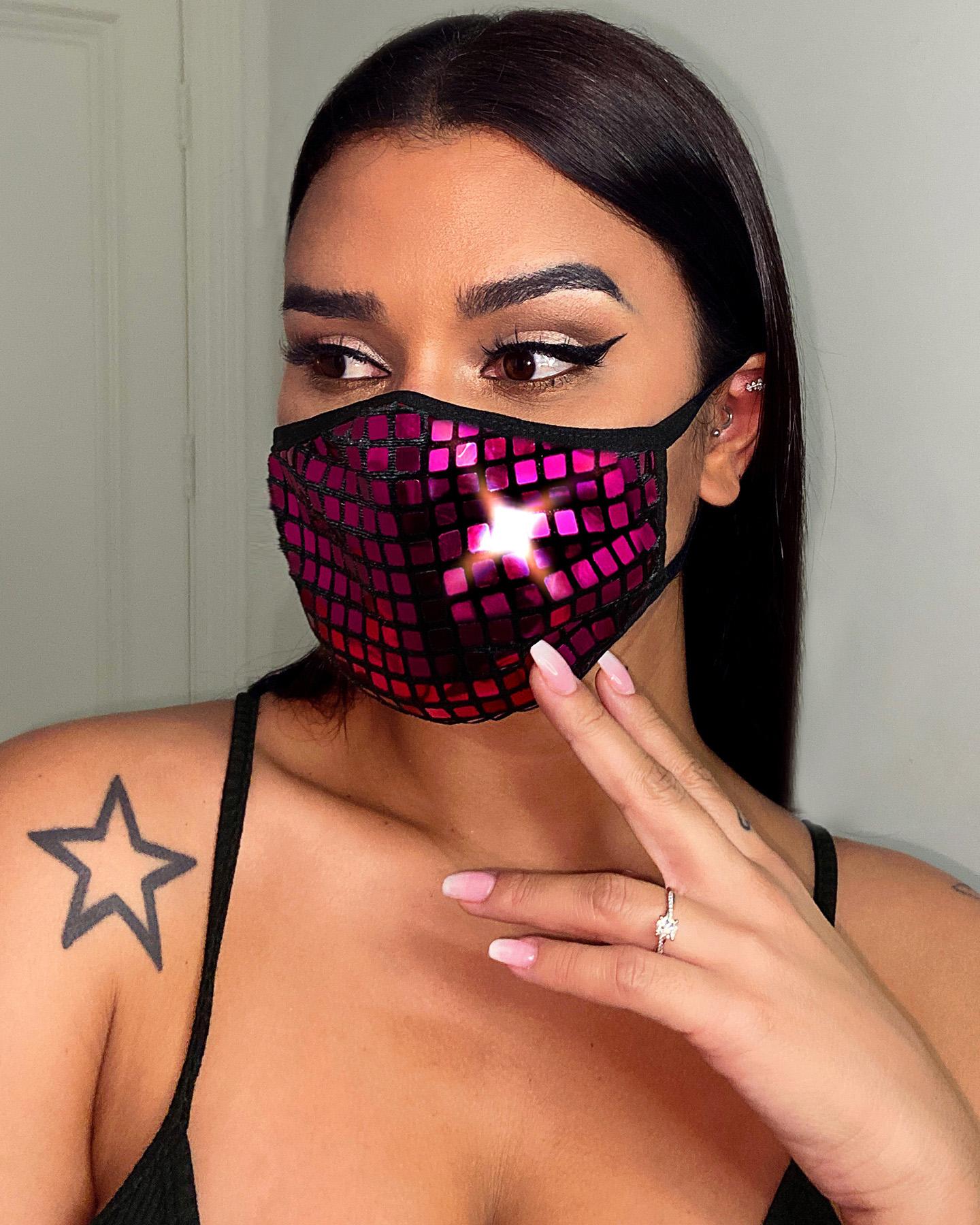 

Glitter Grid Pattern Breathable Ear Loop Mouth Mask Reusable, Hot pink