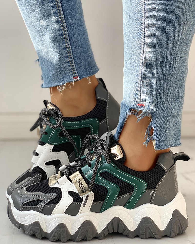 eyelet lace up sneakers