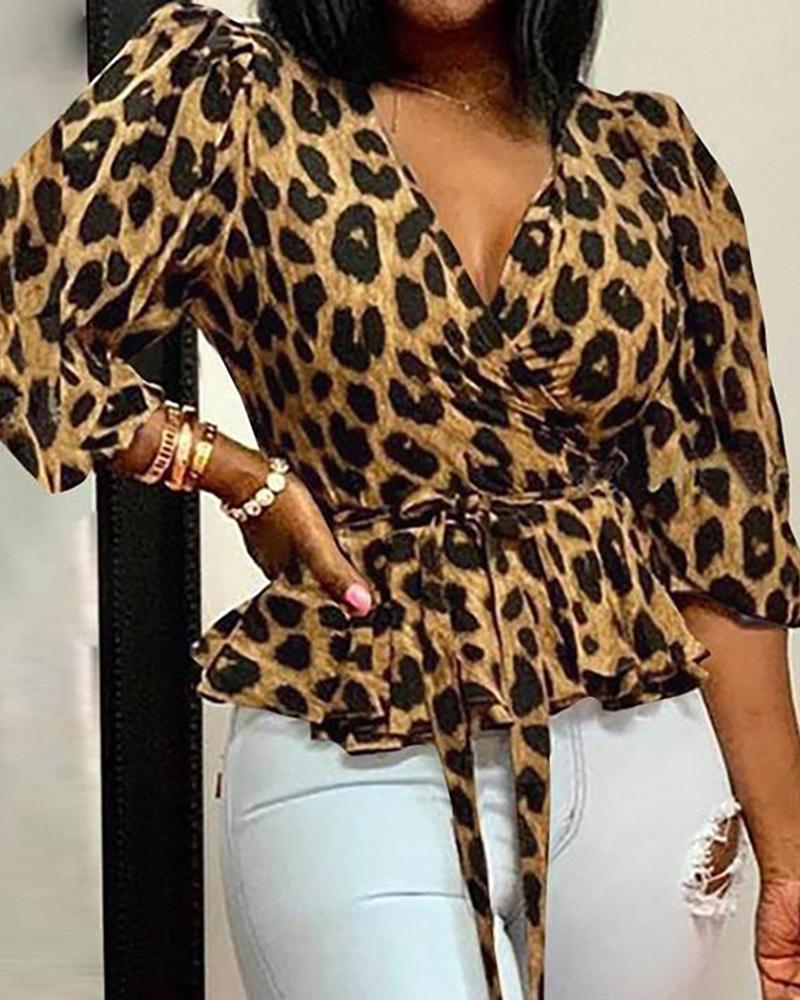 

Cheetah Print Ruched Ruffles Trim Top, Yellow