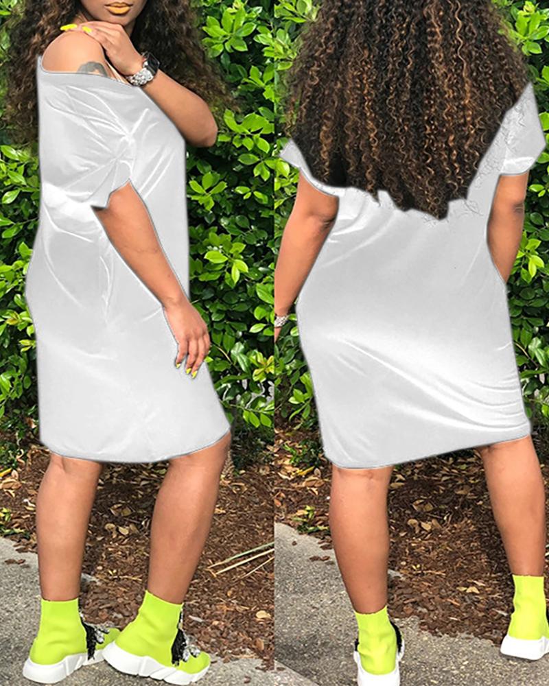 

Plain V Neck Short Sleeve Straight Dress, White