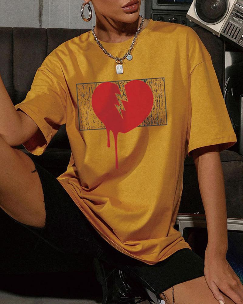

Heart Print Short Sleeve Loose T-shirts, Yellow