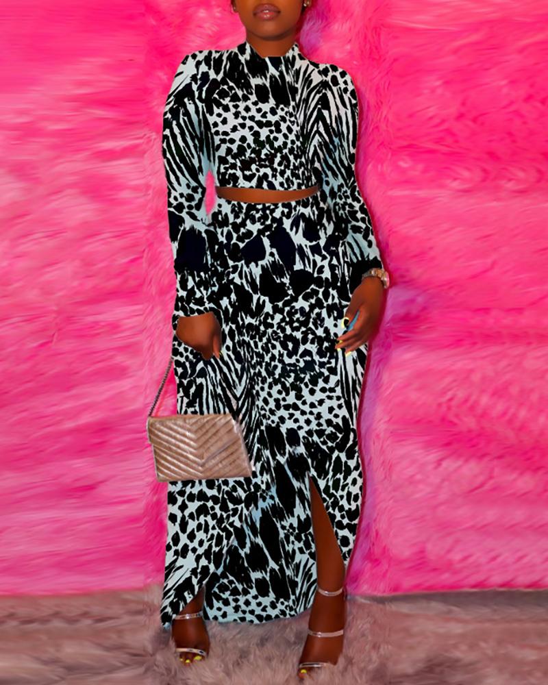 

Abstract Zebra Print Long Sleeve Top & Slit Skirt Sets