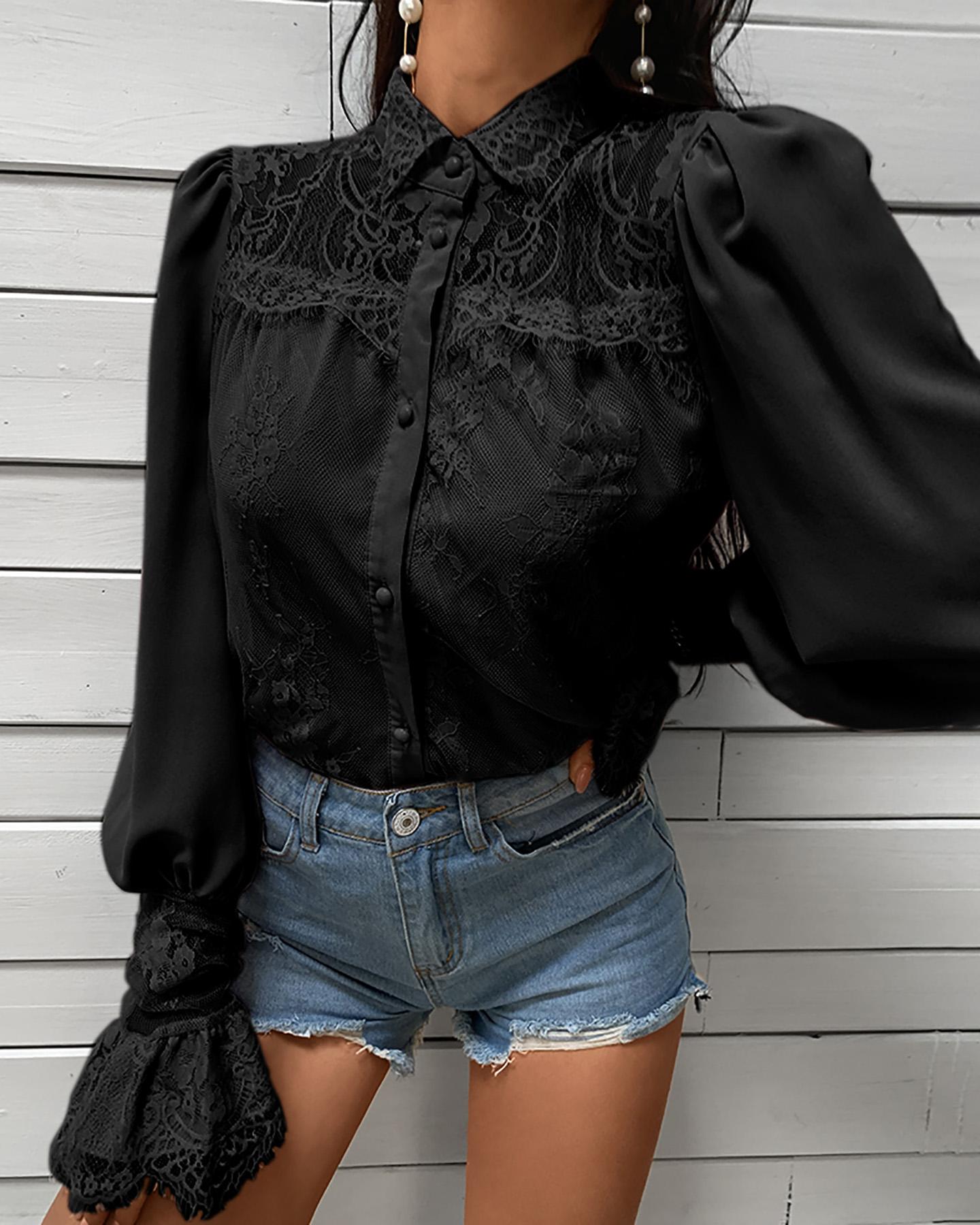 

Lace Patchwork Puff Sleeve Buttoned Blouse, Black
