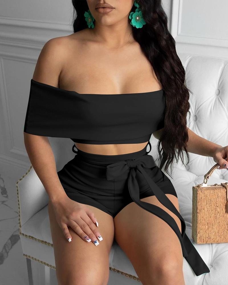 

Off Shoulder Solid Crop Top & Short Pant, Black