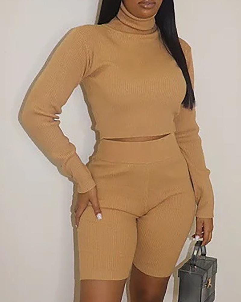 

Plain Long Sleeve Ribbed Crop Top & High Waist Shorts Set, Yellow