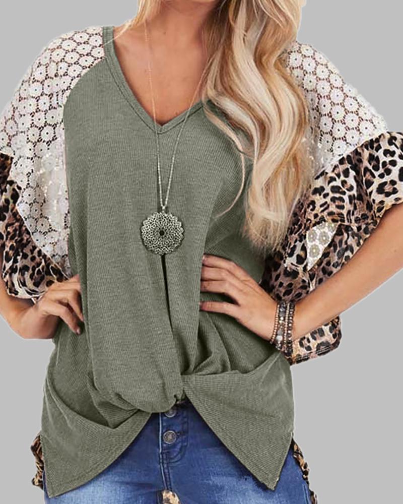 

V-neck Leopard Print Crochet Lace Twisted T-shirt, Green