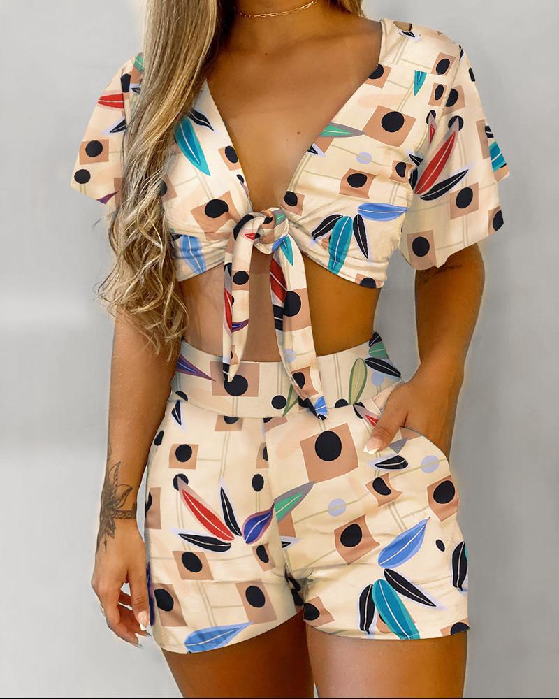 

Knotted Print Top & Short Sets, Apricot