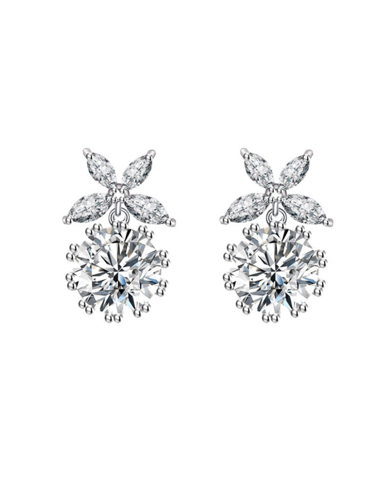 

Floral Pattern Rhinestone Decor Stud Earrings, Silver