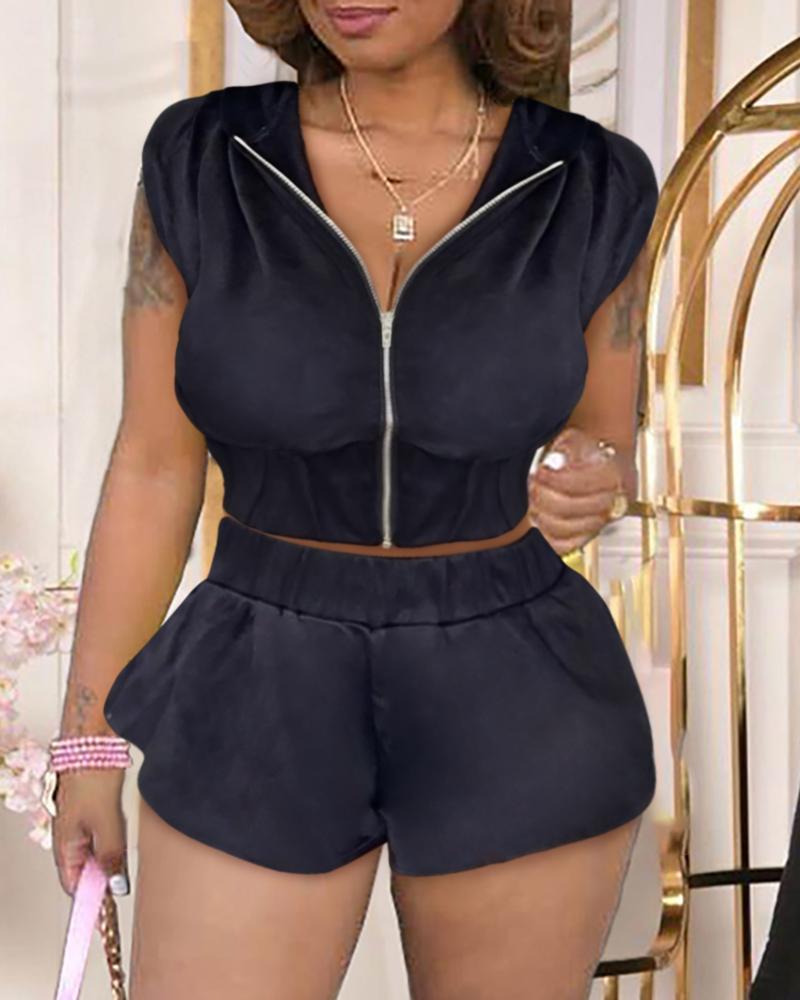 

Solid Color Splicing Zipper Short Sleeve Cropped Top With Short Pants Suit Sets, Black