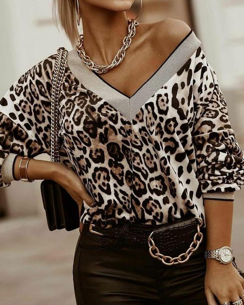 

Leopard Long Sleeve Loose Blouse, Brown