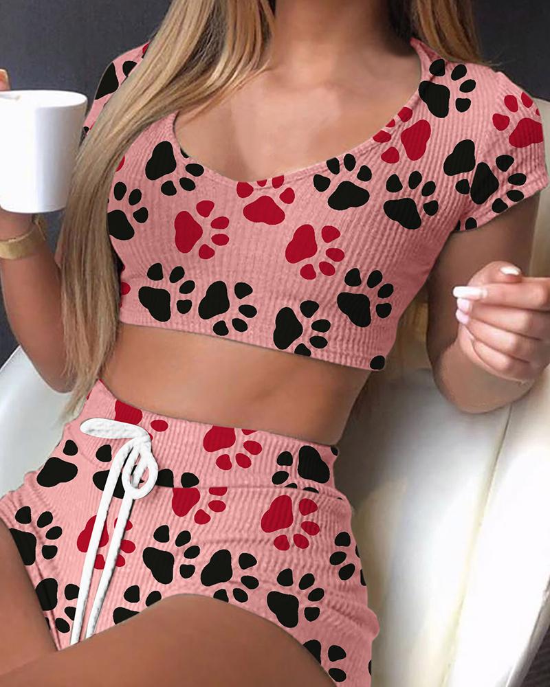 

Puppy Foot Print Short Sleeve T-shirts With Drawstring Shorts Suit Sets, Pink