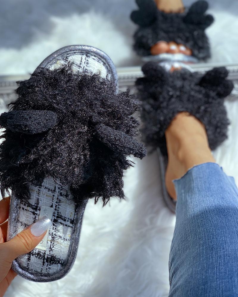 

Fluffy Heart Pattern Flat Slipper, Black