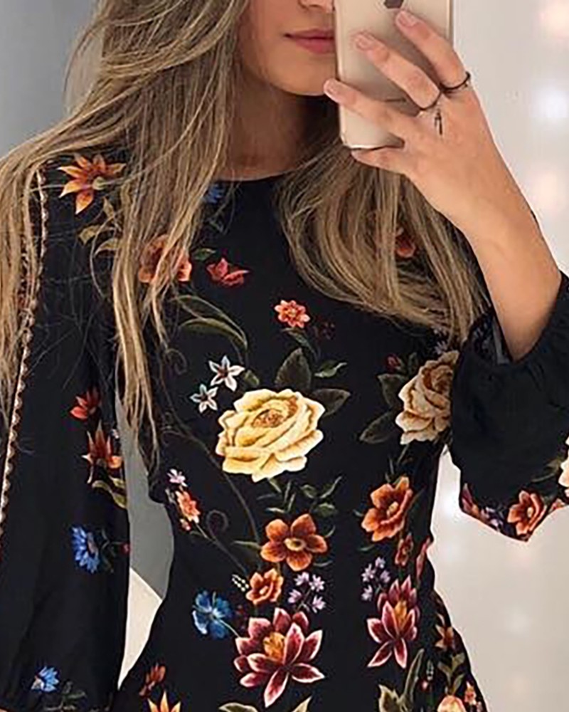 cutout back bishop sleeve floral bodycon dress