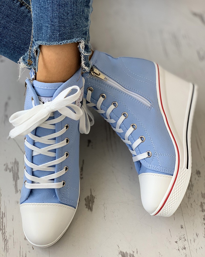 eyelet lace up sneakers