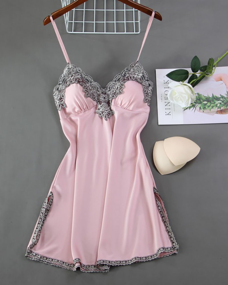 

Contrast Lace Padded Spaghetti Strap Slip Sleepwear, Pink