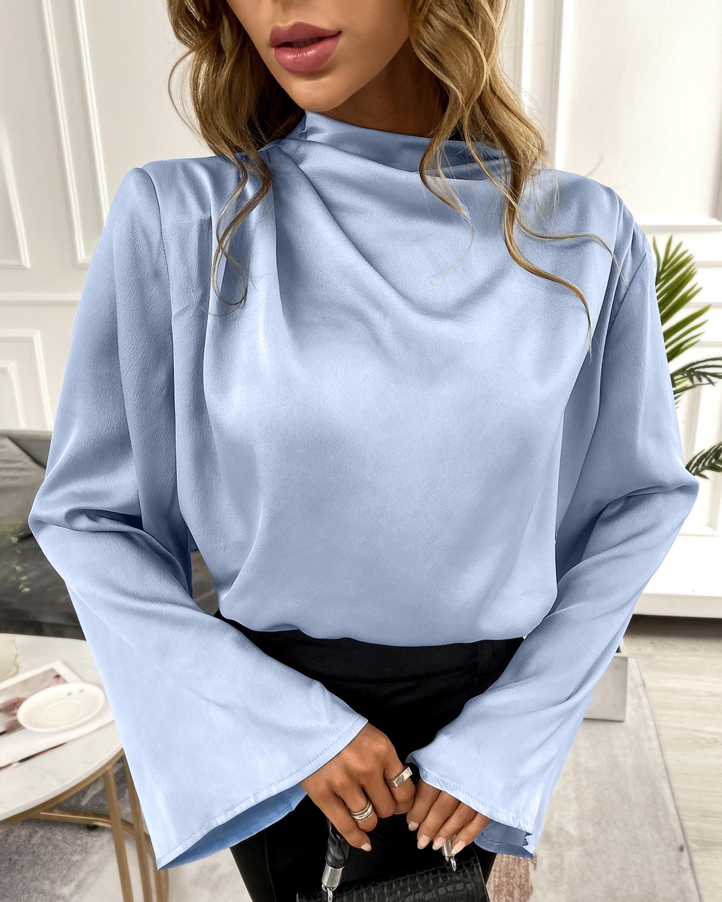 

Plain Flared Sleeves Top, Blue