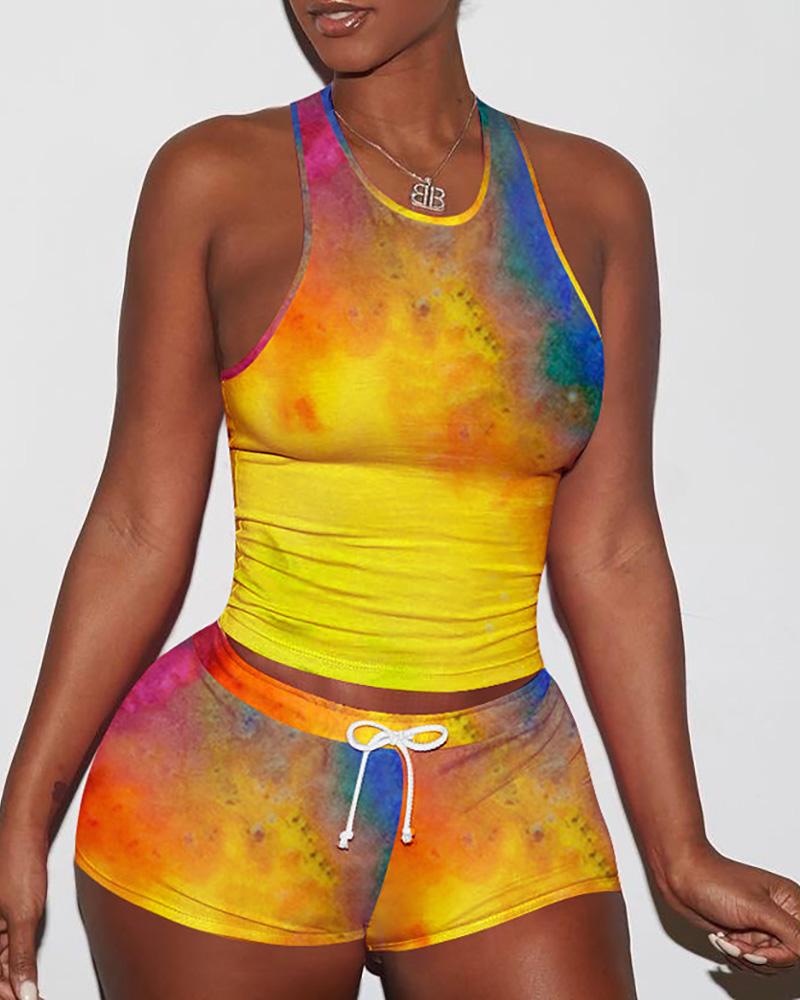 

Tie Dye Cartoon Print Top & Drawstring Short Set, Yellow