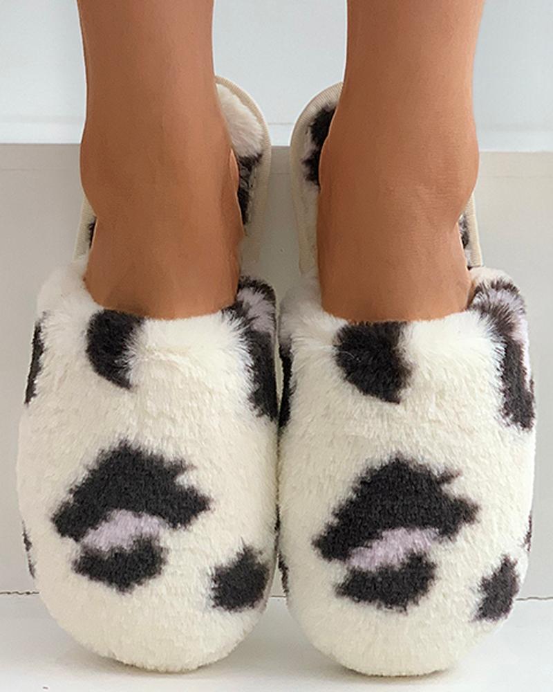 

Cheetah Print Close Toe Fluffy Slippers, Beige
