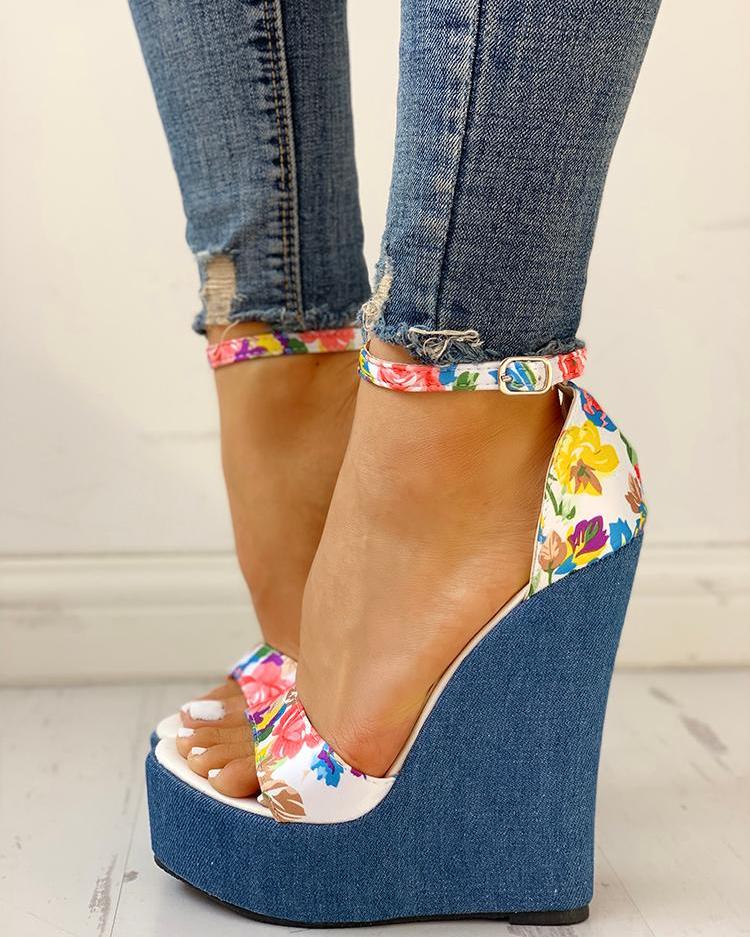 Floral Peep-toe Platform Wedge Sandals