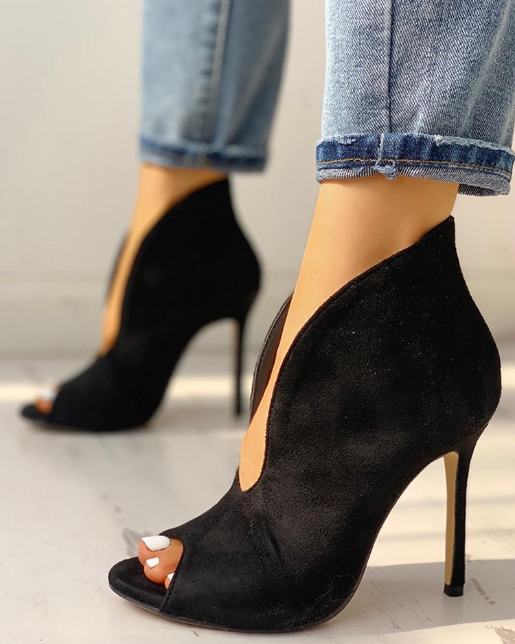 v shaped ankle boots