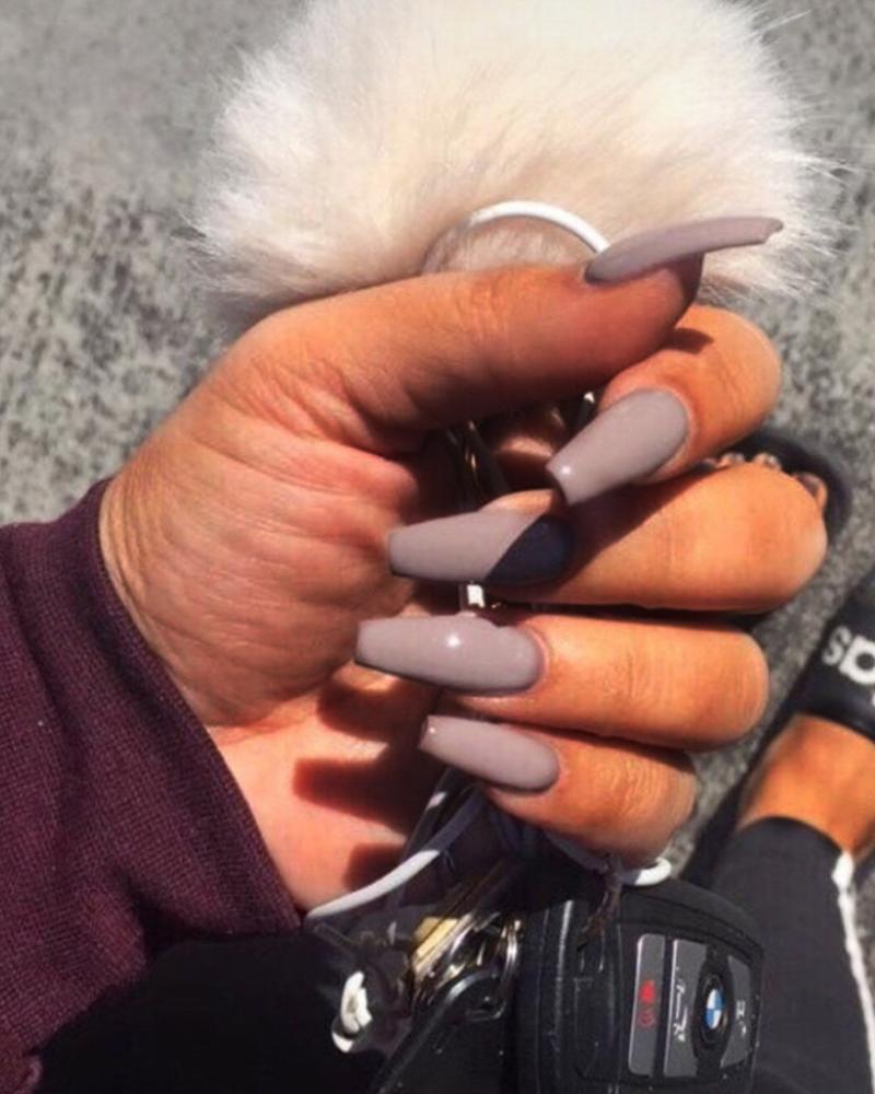 

Creme Shimmer Solid Ballerina Acrylic, Gray